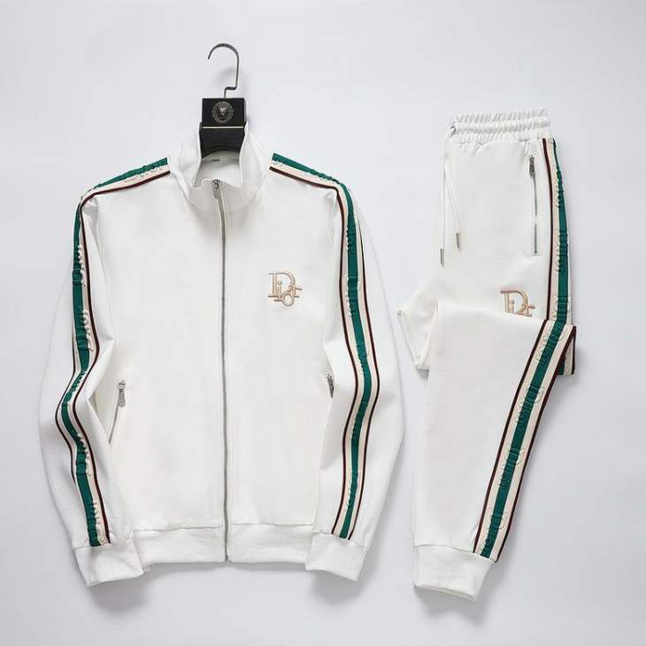 Picture of Dior Sweater Suits _SKUDiorM-3XL25wn4438477
